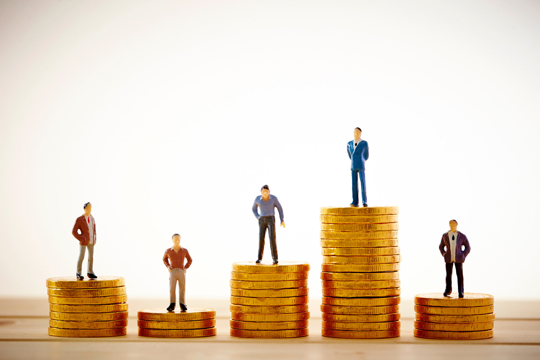 資産管理会社とは？不動産投資における資産管理法人立ち上げのメリット、デメリットを解説
